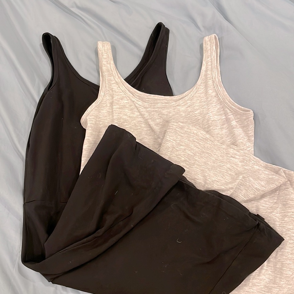 Set of two dresses light grey and black belle styled